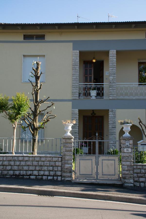 דירות וינצ'י La Casa Di Lory מראה חיצוני תמונה